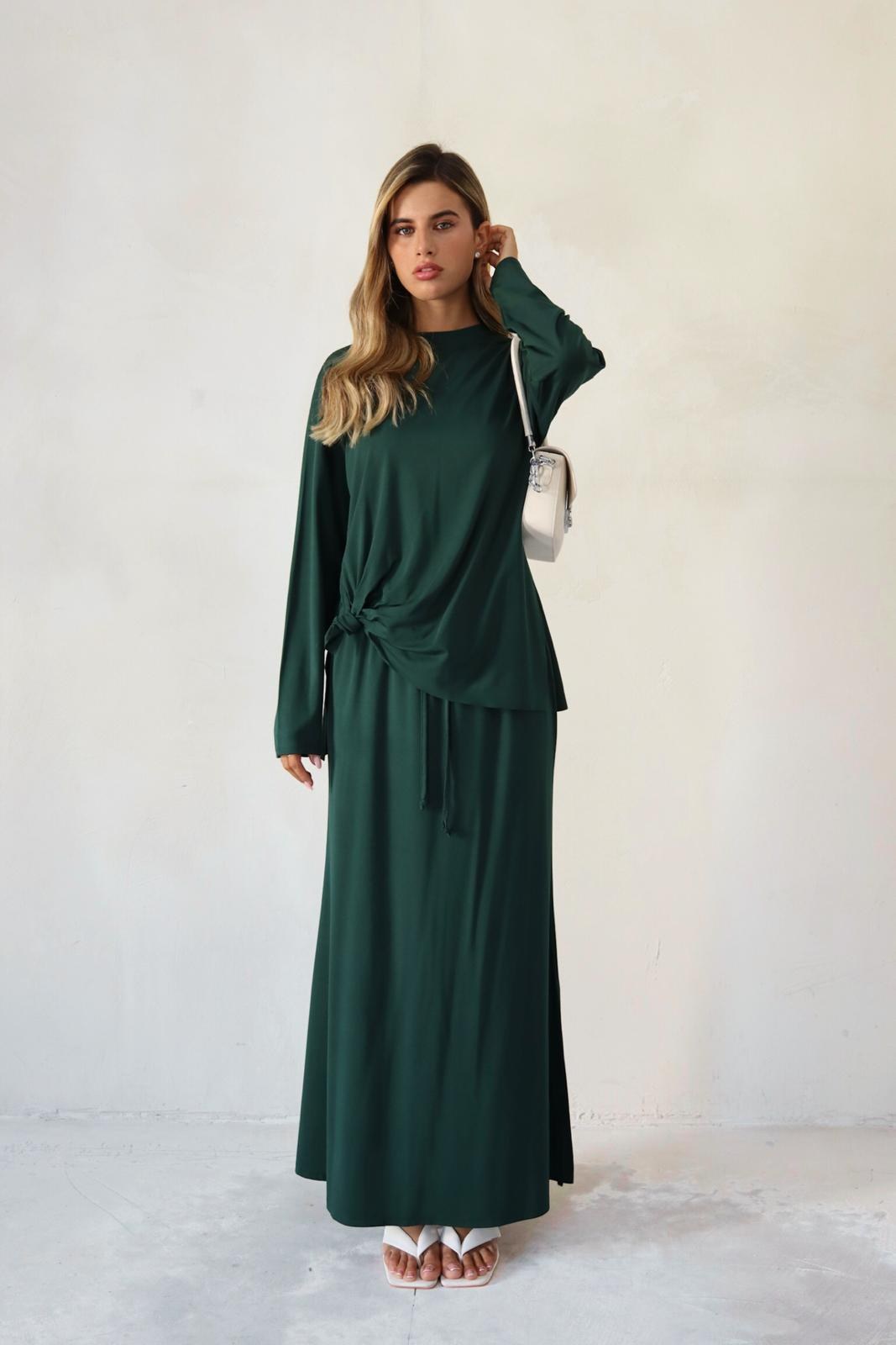 חליפה חצאית גרסי ירוק - Seya Style
