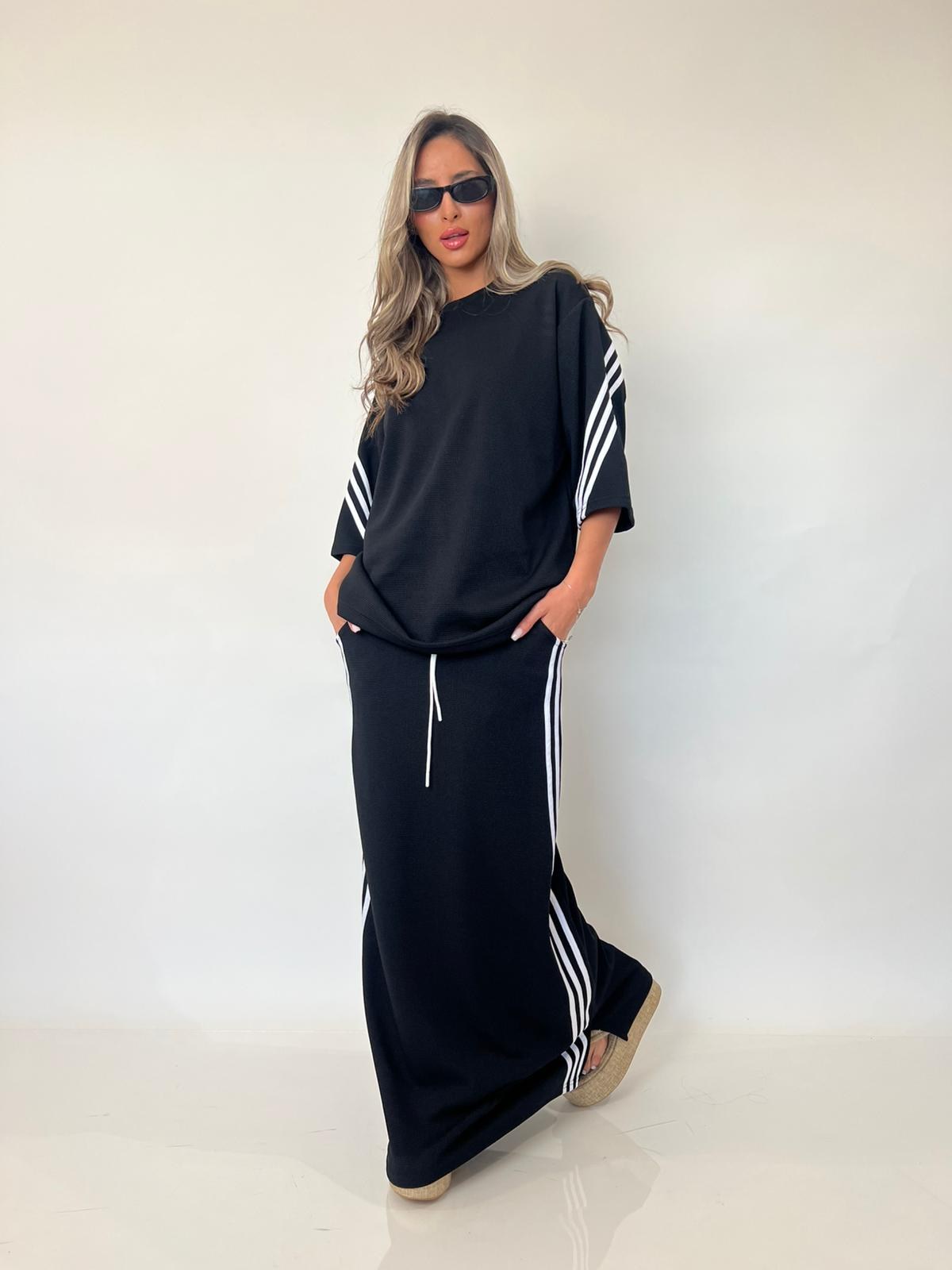 חליפת הדר שלושה פסים שחור פס לבן - Seya Style